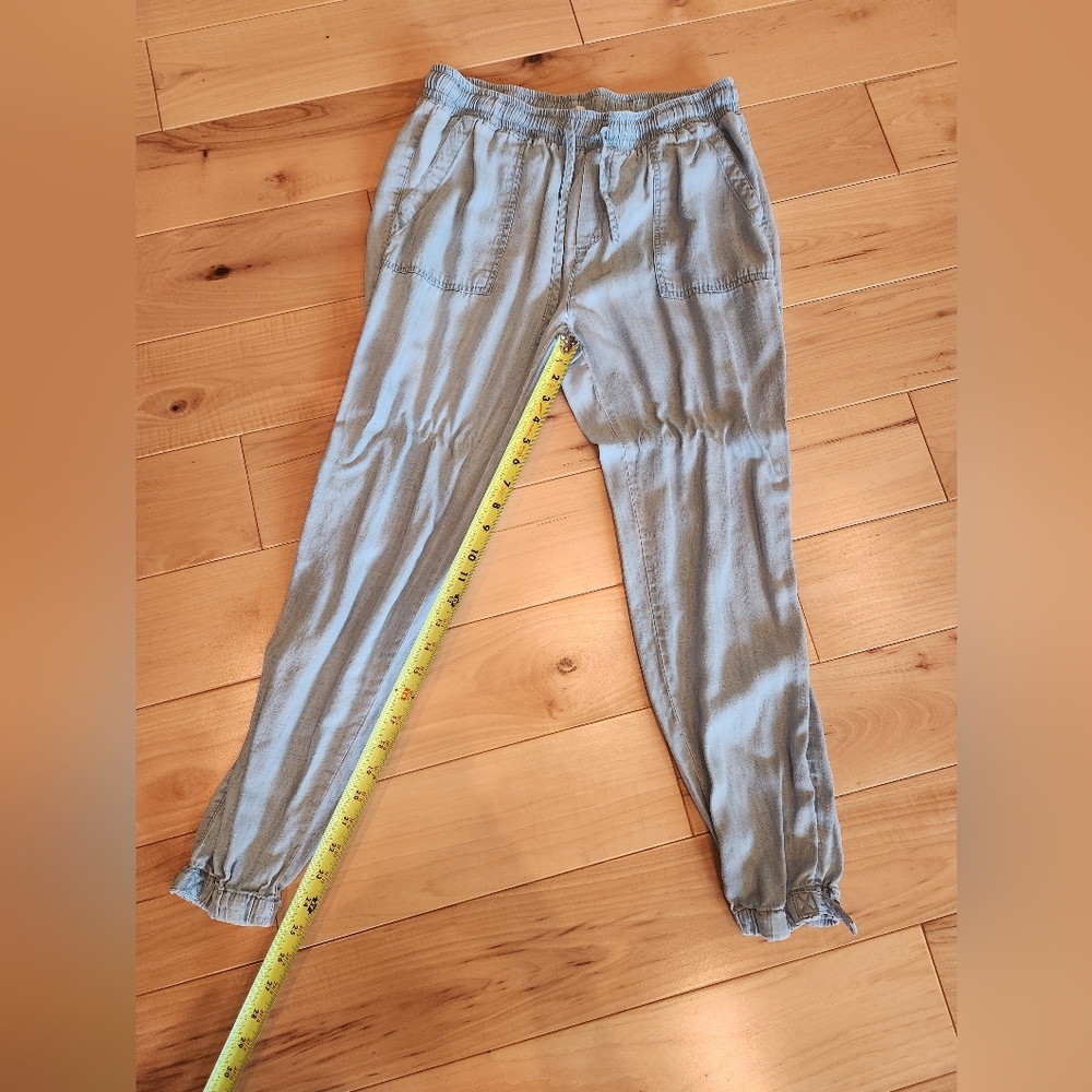 Jogger Style Women's Jean Size Medium